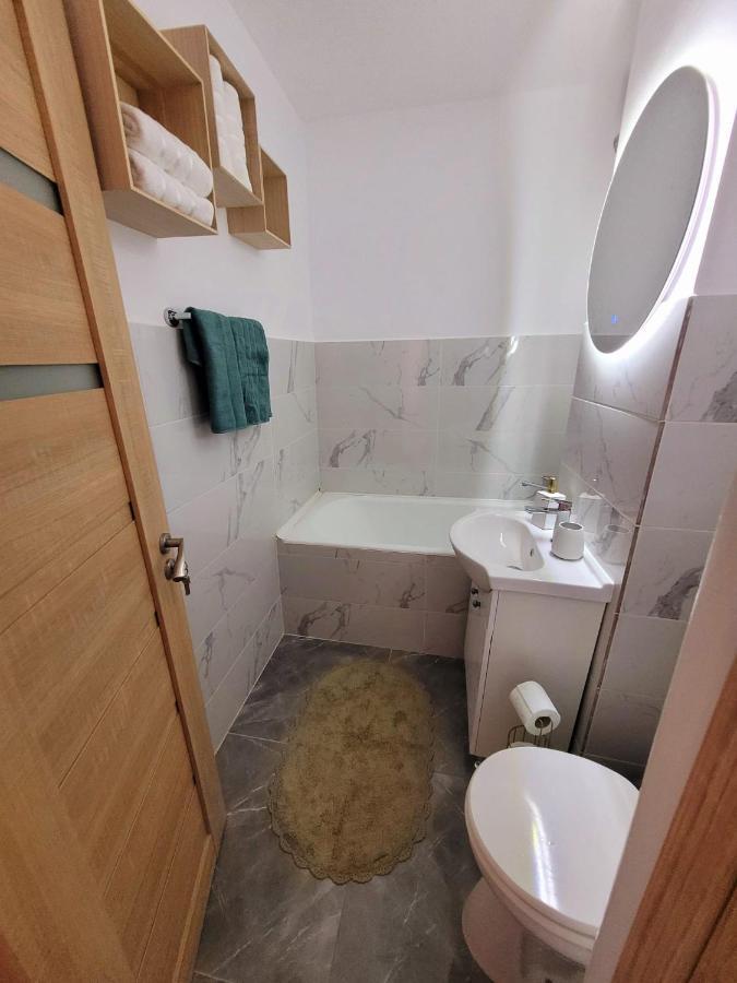 Christal Apartment Bacau Luaran gambar
