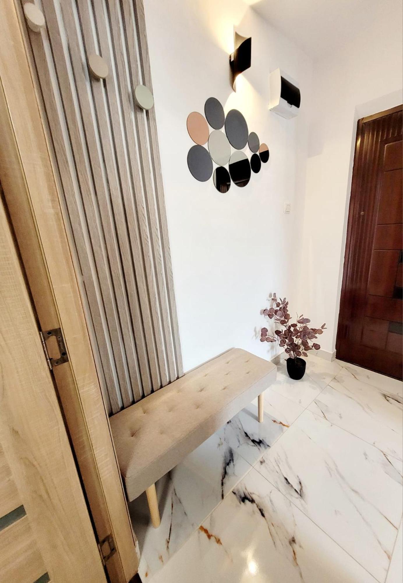 Christal Apartment Bacau Luaran gambar